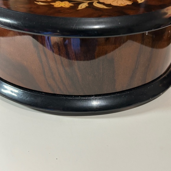 Reuge Music Box The Four Seasons Summer Butterfly Floral Inlaid Wood - Picture 12 of 16